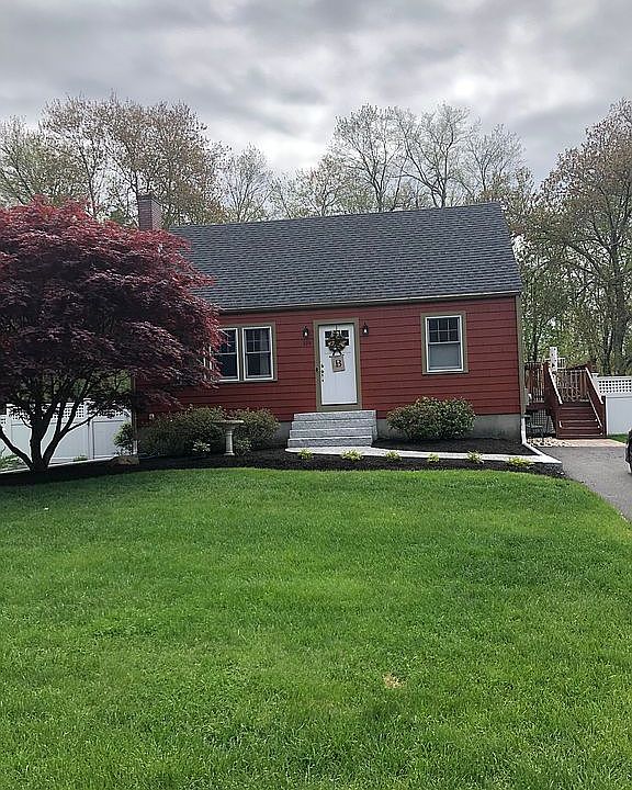 2nd image of 229 Conlyn Ave