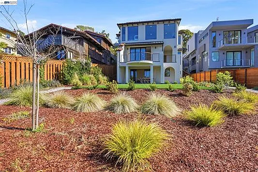 1024 Grizzly Peak Blvd — Photo 19
