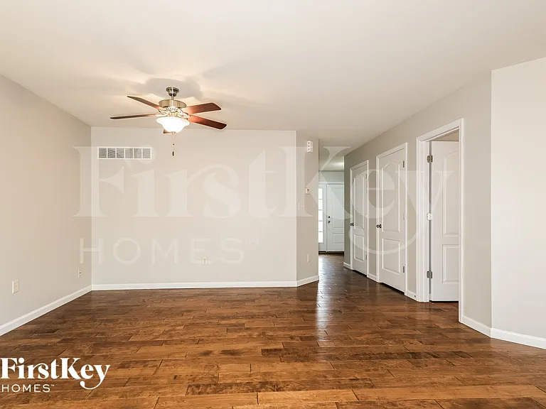 230 Cimarron Ridge Xing — Photo 3