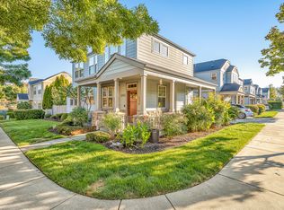 2203 Dollarhide Way, Ashland, OR 97520