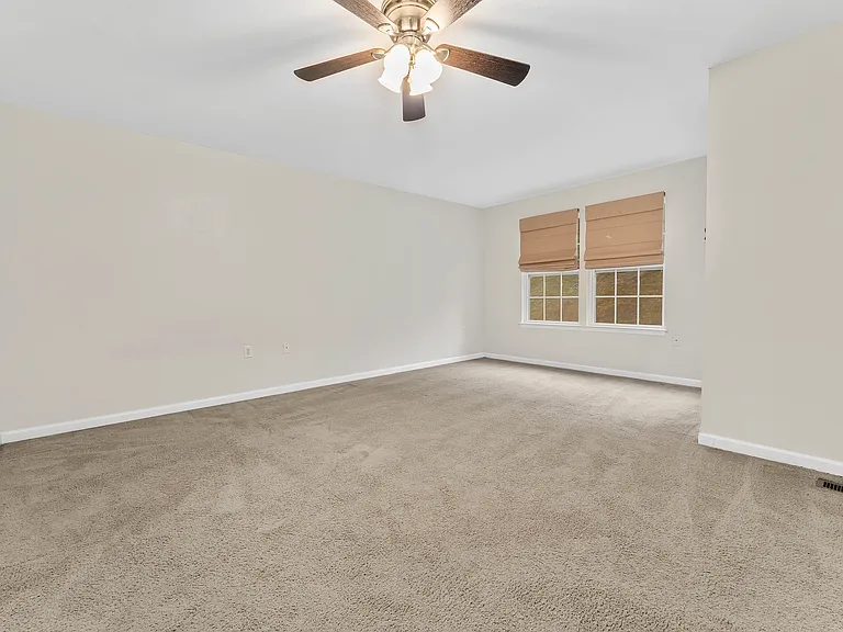 148 Hawks Run Rd — Photo 16