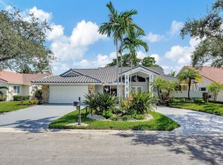 9066 NW 52nd Ct, Pompano Beach, FL 33067