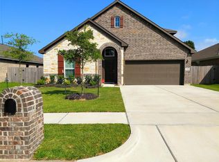 2438 Bay Hill Dr, Baytown, TX 77523