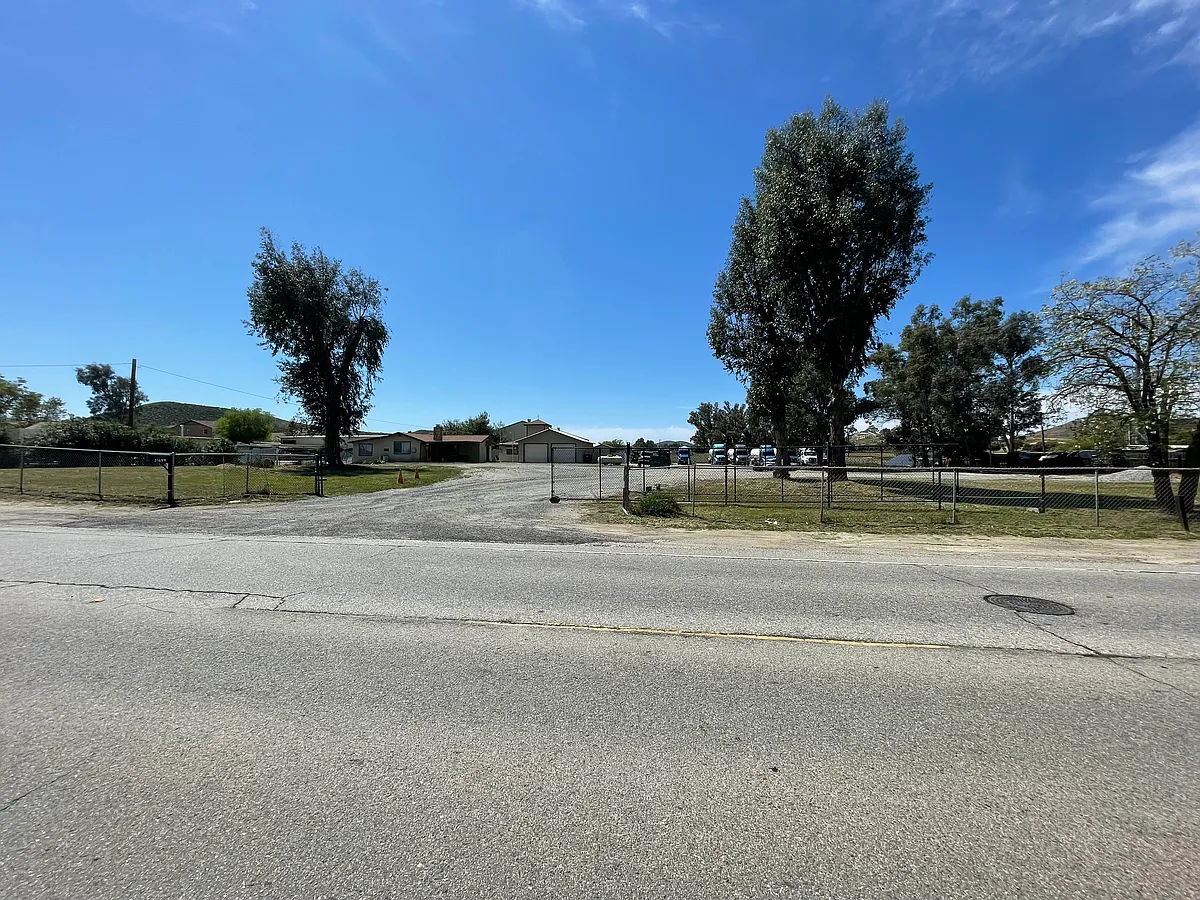 Building Photo - 31699 Haun Rd