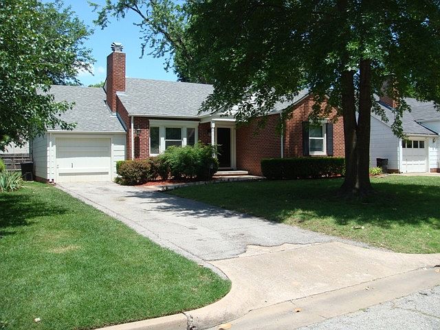 1st image of 1241 E 31st Pl