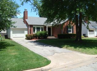 1241 E 31st Pl, Tulsa, OK 74105