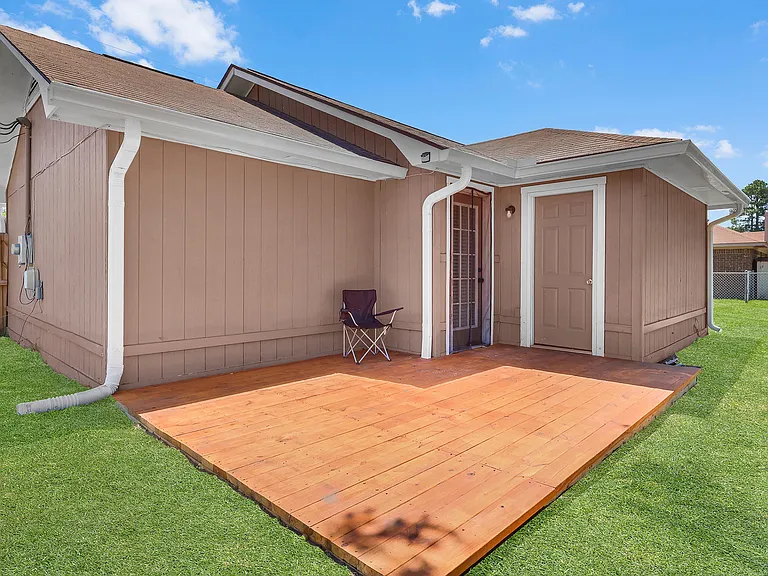 783 Inwood Dr — Photo 31