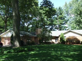 3854 Highgate Rd, Muskegon, MI 49441