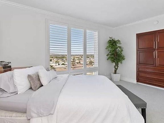 5th image of 850 E Ocean Blvd Unit 812