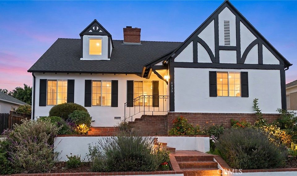 1st image of 4829 Presidio Dr
