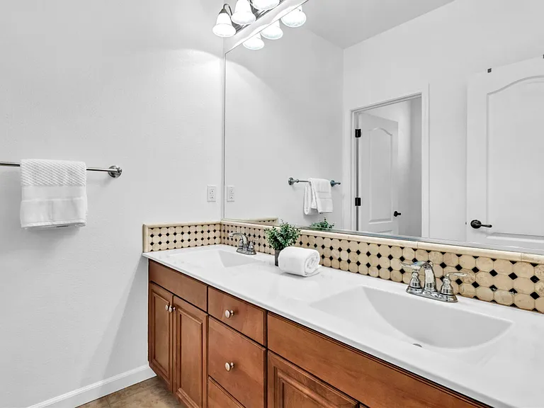 5608 Ashbourne Way — Photo 15