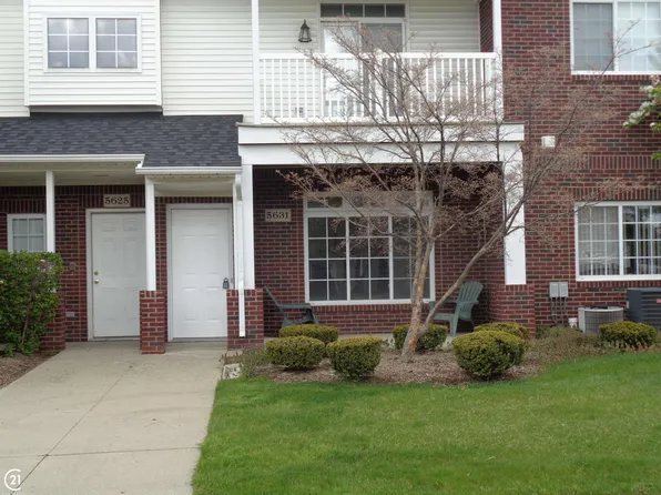 5631 Twin Oaks Dr, Sterling Heights, MI 48314