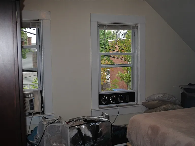29 Walnut St #2 — Photo 4
