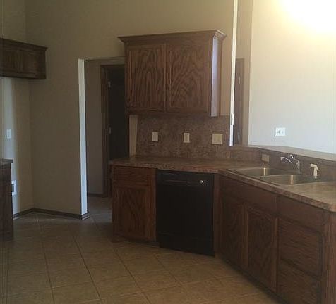 2nd image of 3707 Beal Ave