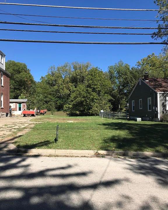 1st image of 1409 E Miller St