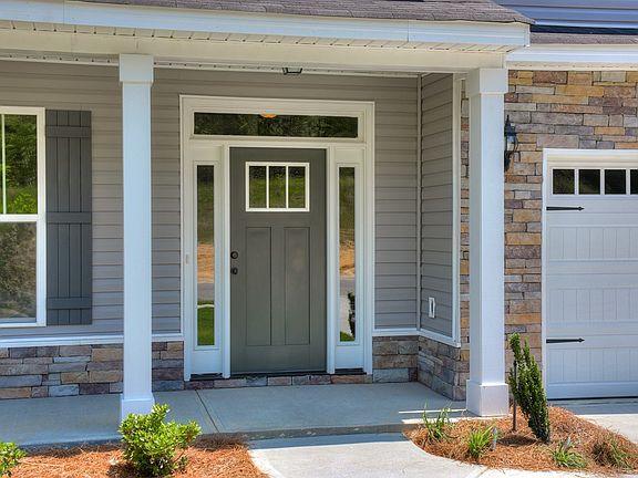 4th image of 304 Brickyard Creek Ct