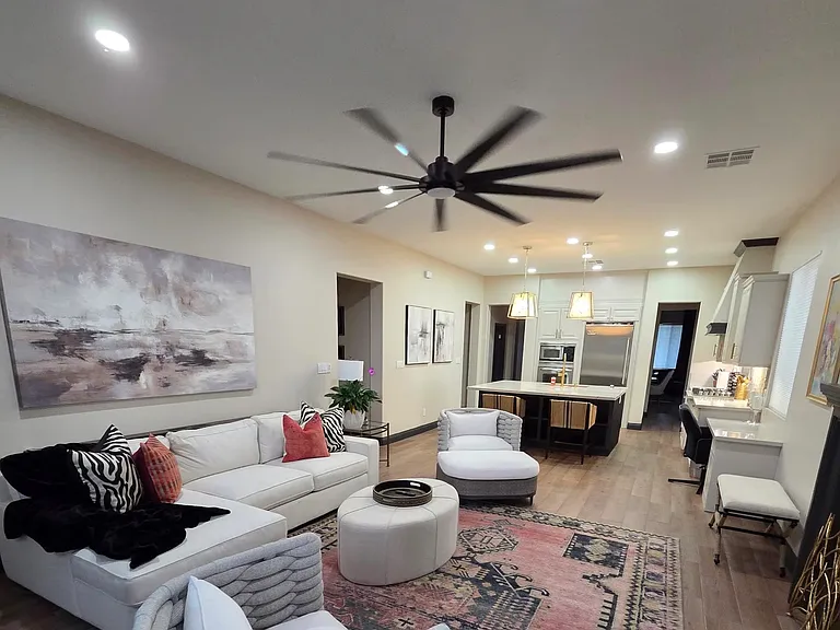 5007 Pelican Hill Dr — Photo 2