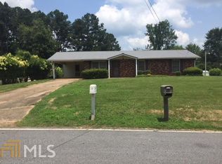 1360 Lena Dr, Elberton, GA 30635