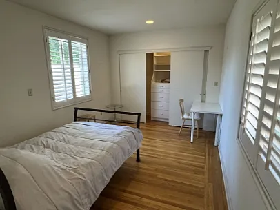 Studio, 400 sqft, $1,500 — Photo 1