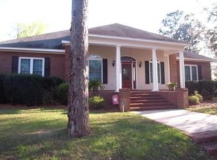 227 Leonards Dr, Thomasville, GA 31792