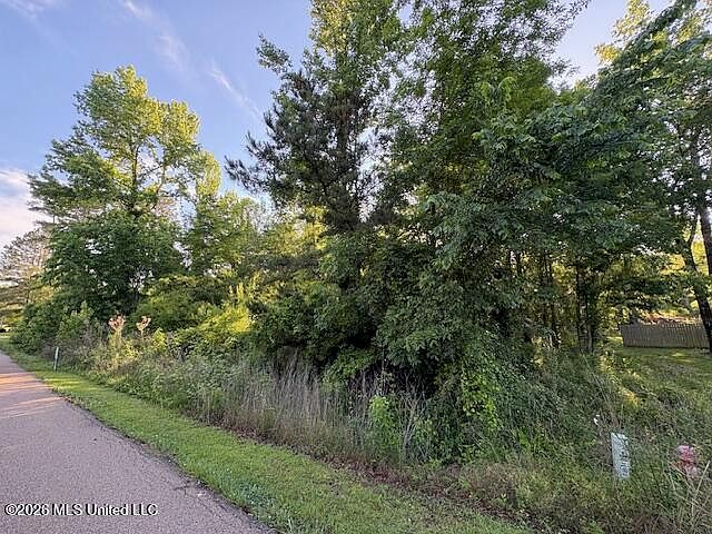 1st image of 106 Holly Bush Rd