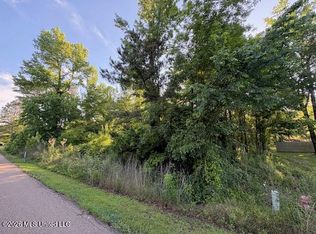 106 Holly Bush Rd, Brandon, MS 39047