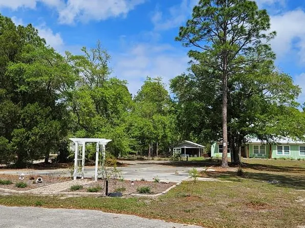 231 Apalachee St, Carrabelle, FL 32322