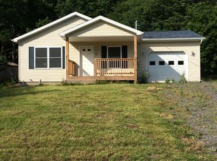 148 Woodlawn Ave, Mountain Top, PA 18707