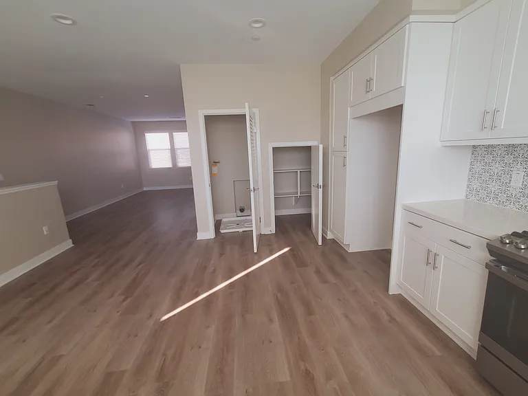 10816 Horizons Dr — Photo 26