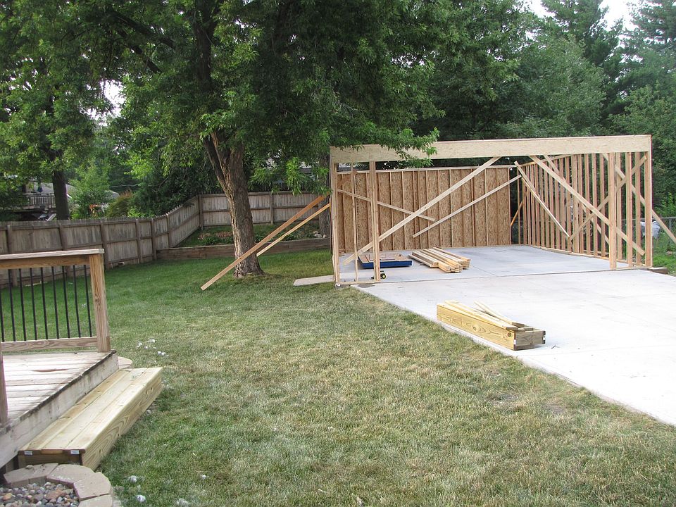 2 car garage going up