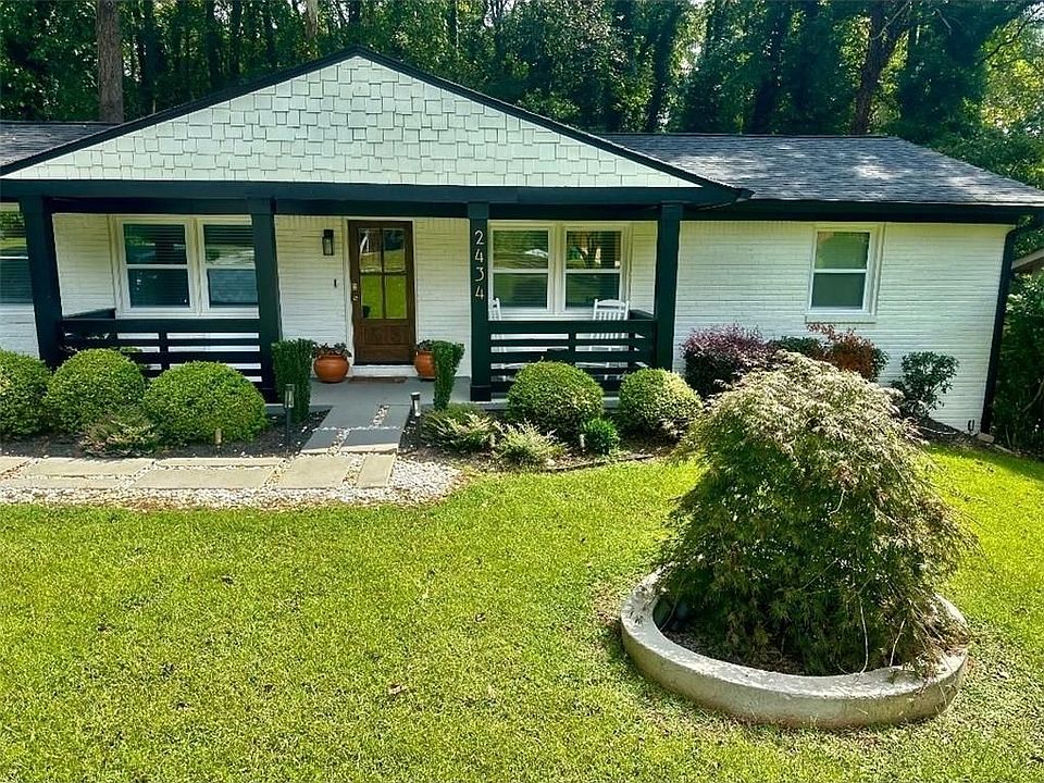1st image of 2434 Rockcliff Rd