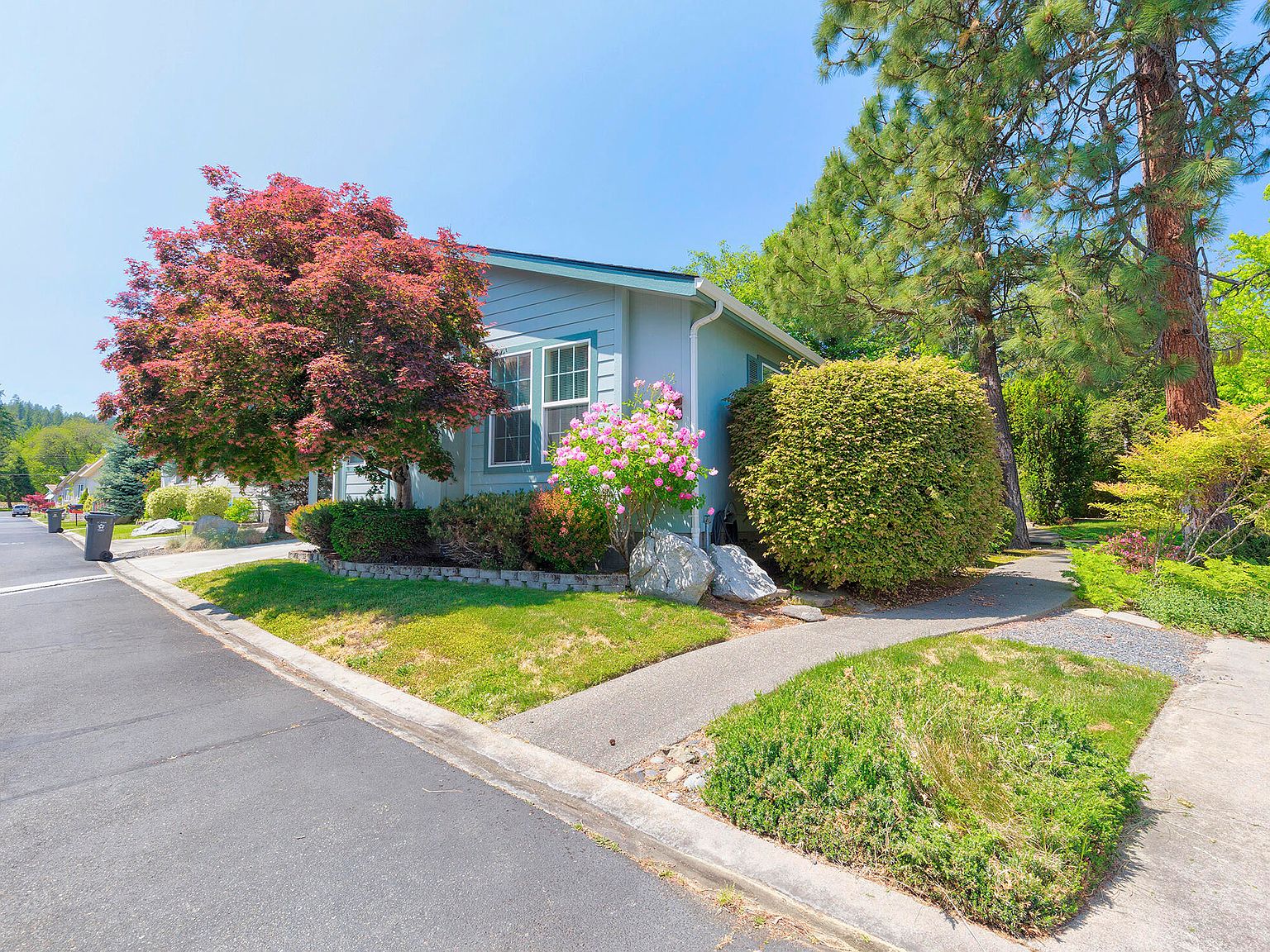 142 NW Wrightwood Cir, Grants Pass, OR 97526 Zillow