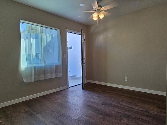 4th image of 14005 Hubbard St #5