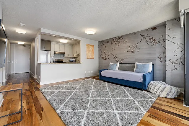 30 E Huron St #3105 — Photo 2