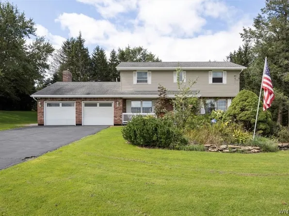 9186 Phillips Rd, Holland, NY 14080