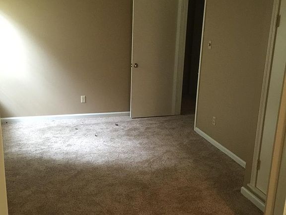 5th image of 6977 Amberly Way Dr
