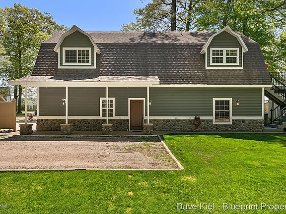 2nd image of 2004 Archwood Dr