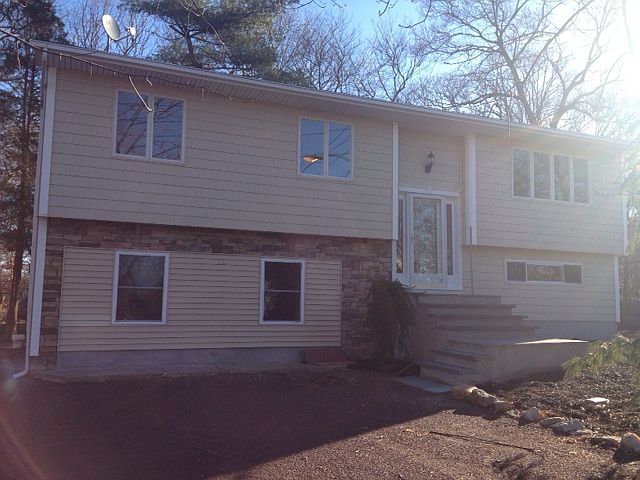 1st image of 112 Long St