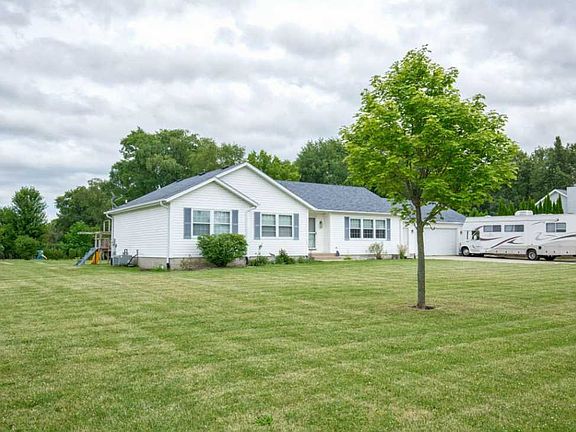 2nd image of 5521 227th Street Ct N