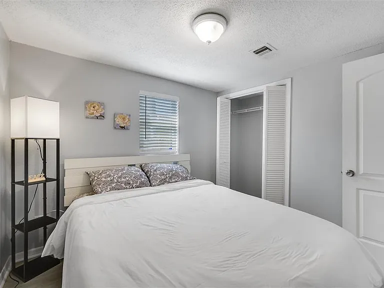 1601 Palm Way — Photo 19