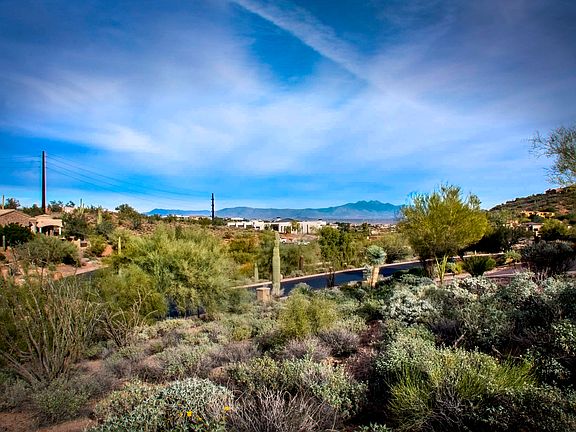 3rd image of 10228 N Fire Canyon -- #15