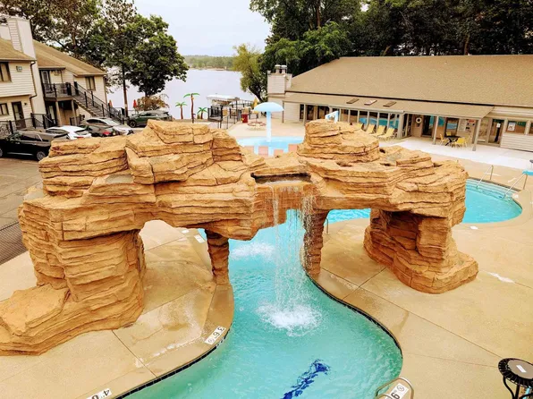 1093 Canyon Road #502, Wisconsin Dells, WI 53965