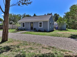 8 River Rd, Bourne, MA 02532