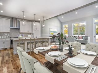 79 Rowell Ln #79, Middleton, MA 01949