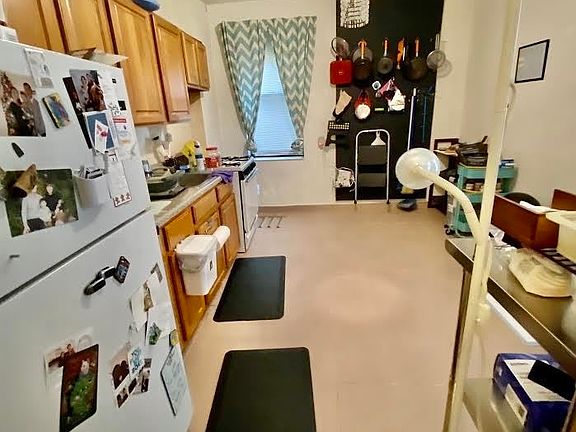 5th image of 32-30 41st St #A2a