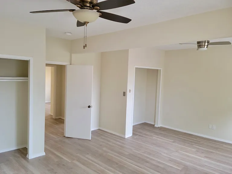 7309 Bobwhite Ln NE — Photo 5