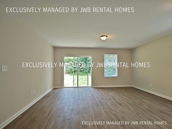 5th image of 8945 India Ave