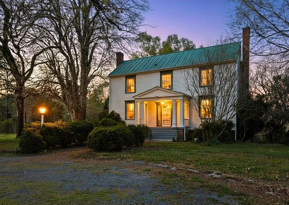 1st image of 4833 Carters Point Rd