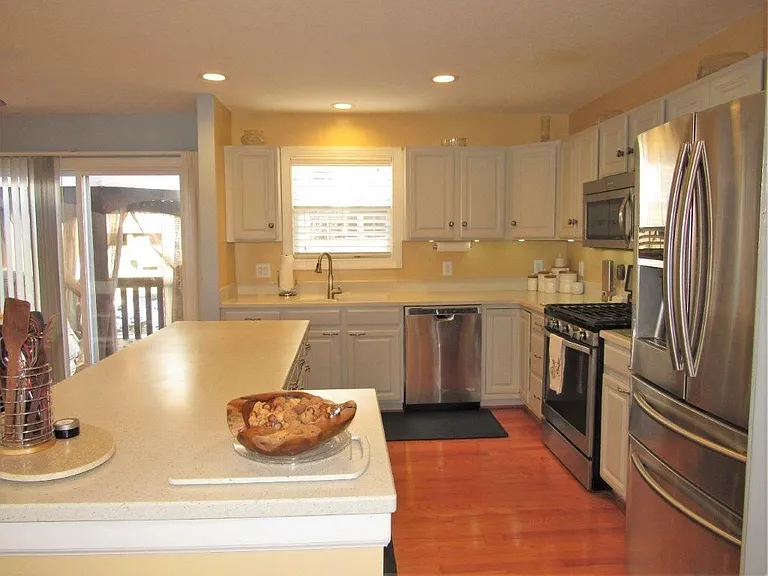 555 Silver Leaf Dr — Photo 5