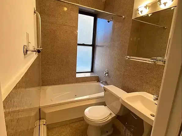 82 West 105th Street 3B image 4 of 4